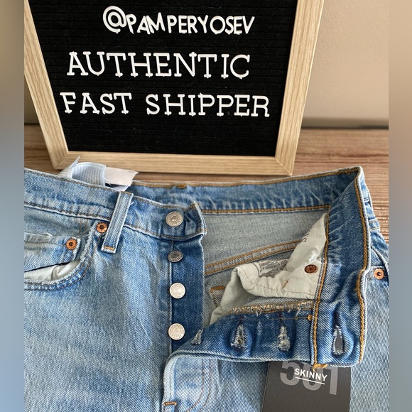 Levi's® 501 Stretch Hi-Rise Raw Hem Skinny Jeans - Picture 7 of 14